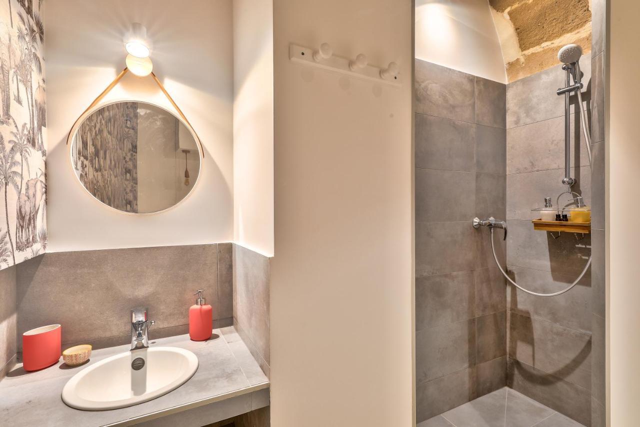 New Stunning 4 Bdrs Apt, With Ac - Le Marais Parigi Esterno foto